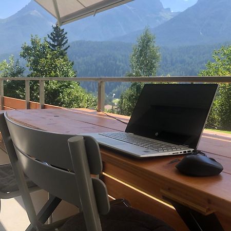 Aaa Chalet Allegra Rojo With Mountain View Scuol Exterior foto
